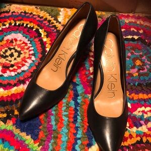 Calvin Klein size 7 black heel